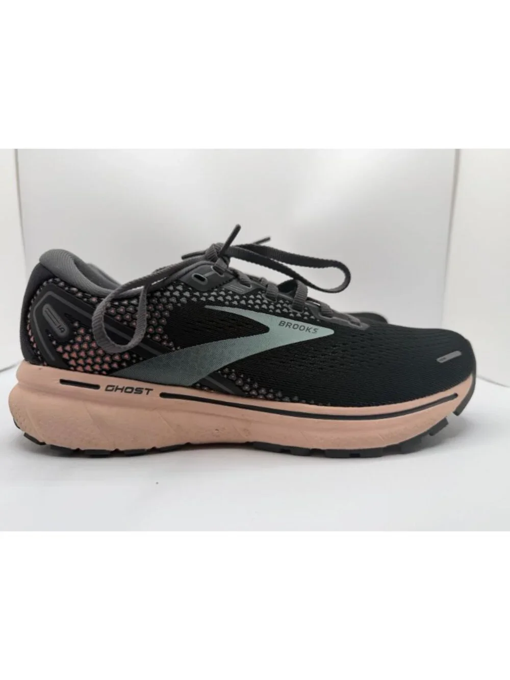Brooks Ghost 14 Running Sneakers Womens Size 9M Black/Pearl/Peach Low Top Shoes